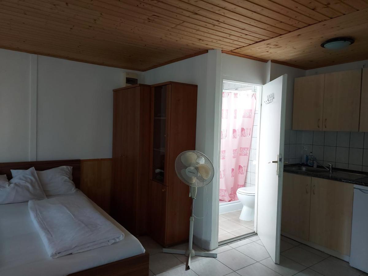 Tulipan Bungalow Camping Resort Gyenesdiás Eksteriør bilde
