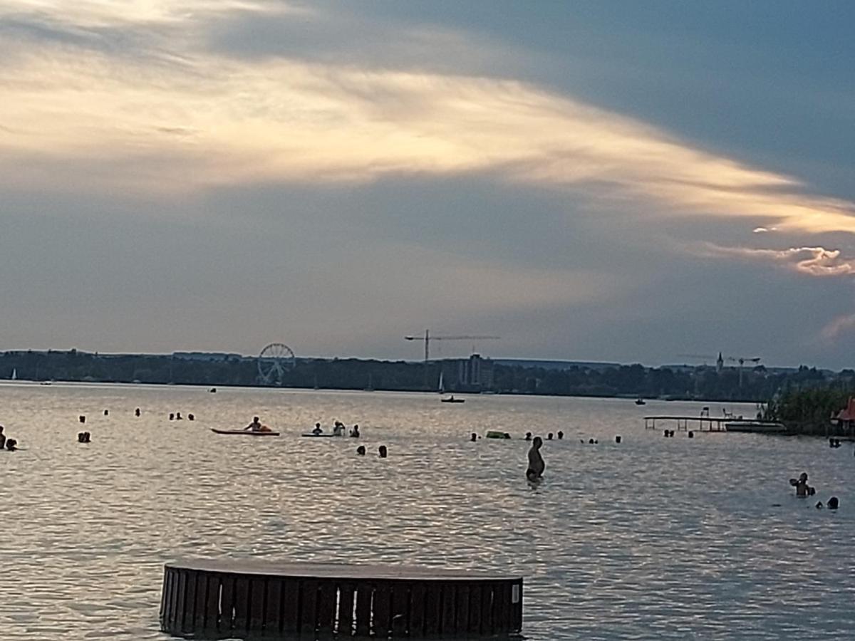 Tulipan Bungalow Camping Resort Gyenesdiás Eksteriør bilde